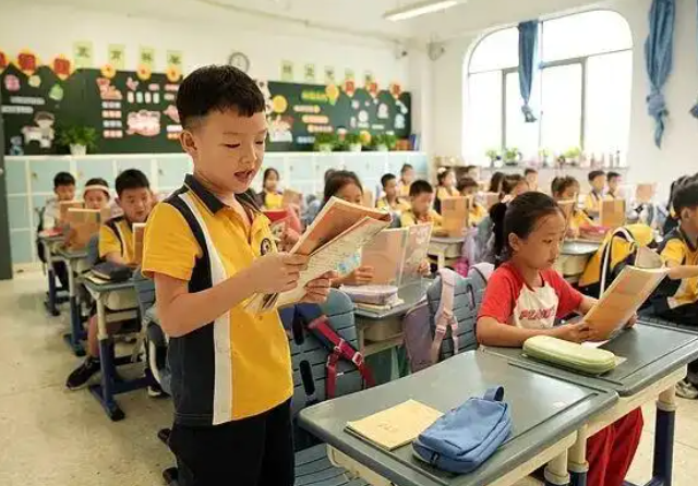 校园内的一切学生在享用教育资源方面的起点公正 校园内的一切学生在享用教育资源方面的起点公正