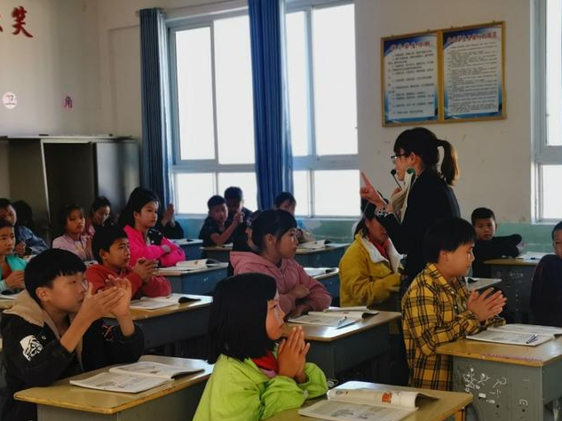 精准响应多元化学习需求全方位助力学习者生长与教育高质量